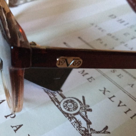 19V69 ITALIA CARA Sunglasses - Picture 3 of 5